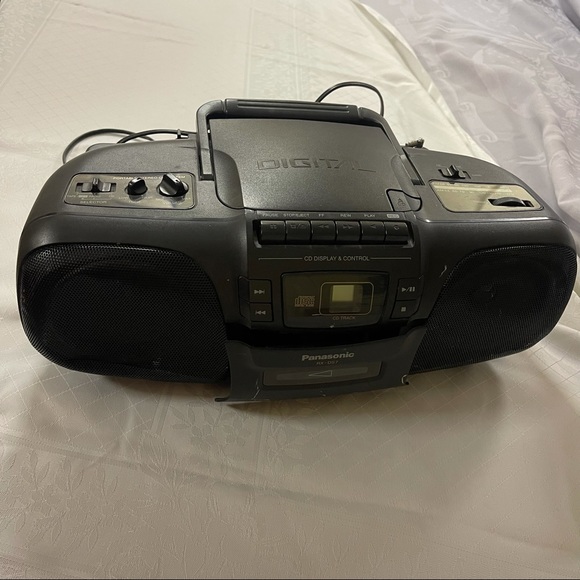 Panasonic Vintage RX-DS7 Portable Boombox/Stereo